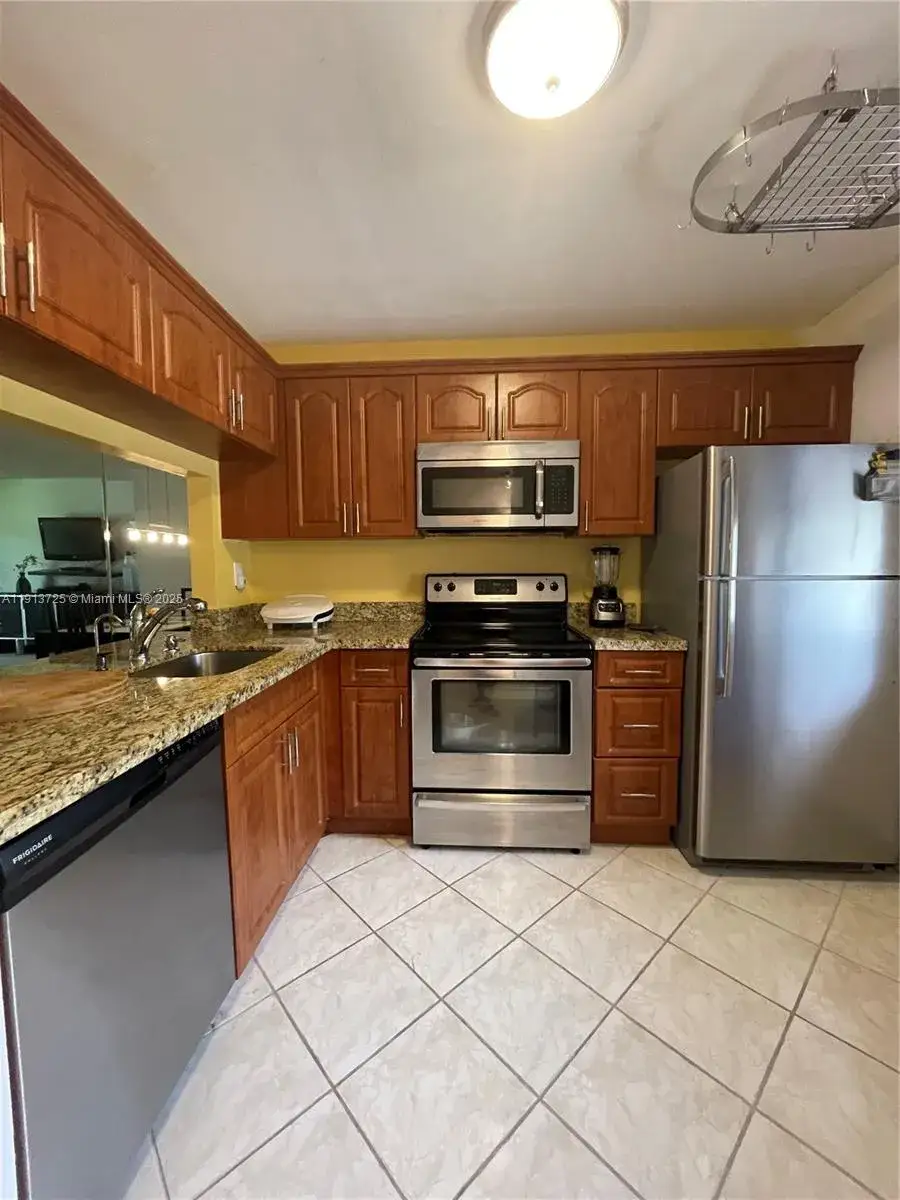 2 bedroom 2 bath Residential for sale at 2786 NW 104th Ave # 211, Sunrise FL 33322