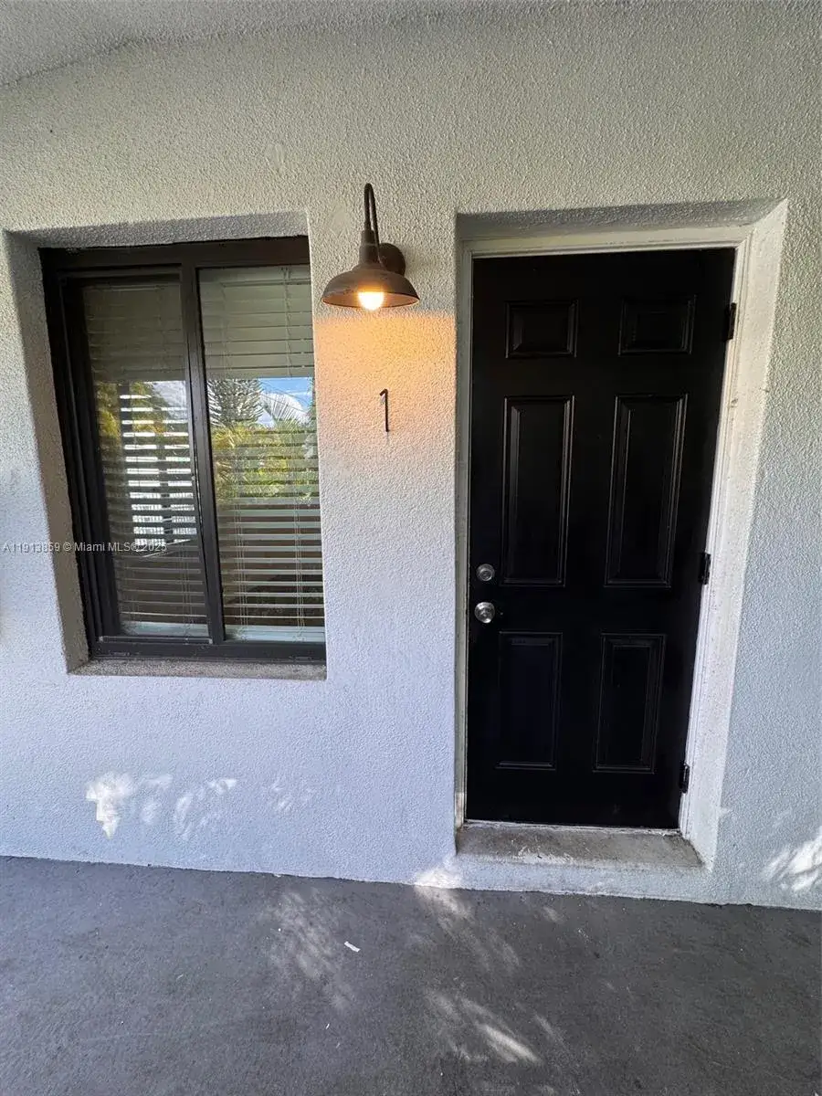 1 bedroom 1 bath Residential Lease for rent at 570 NE 69th St # 1, Miami FL 33138