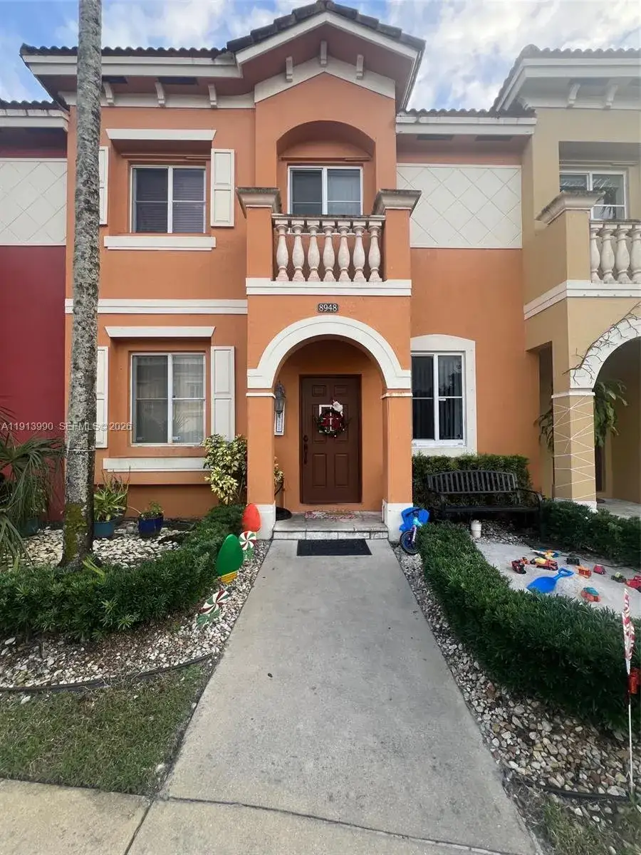 2 bedroom 2 bath Residential for sale at 8948 SW 19th St # 909, Miramar FL 33025