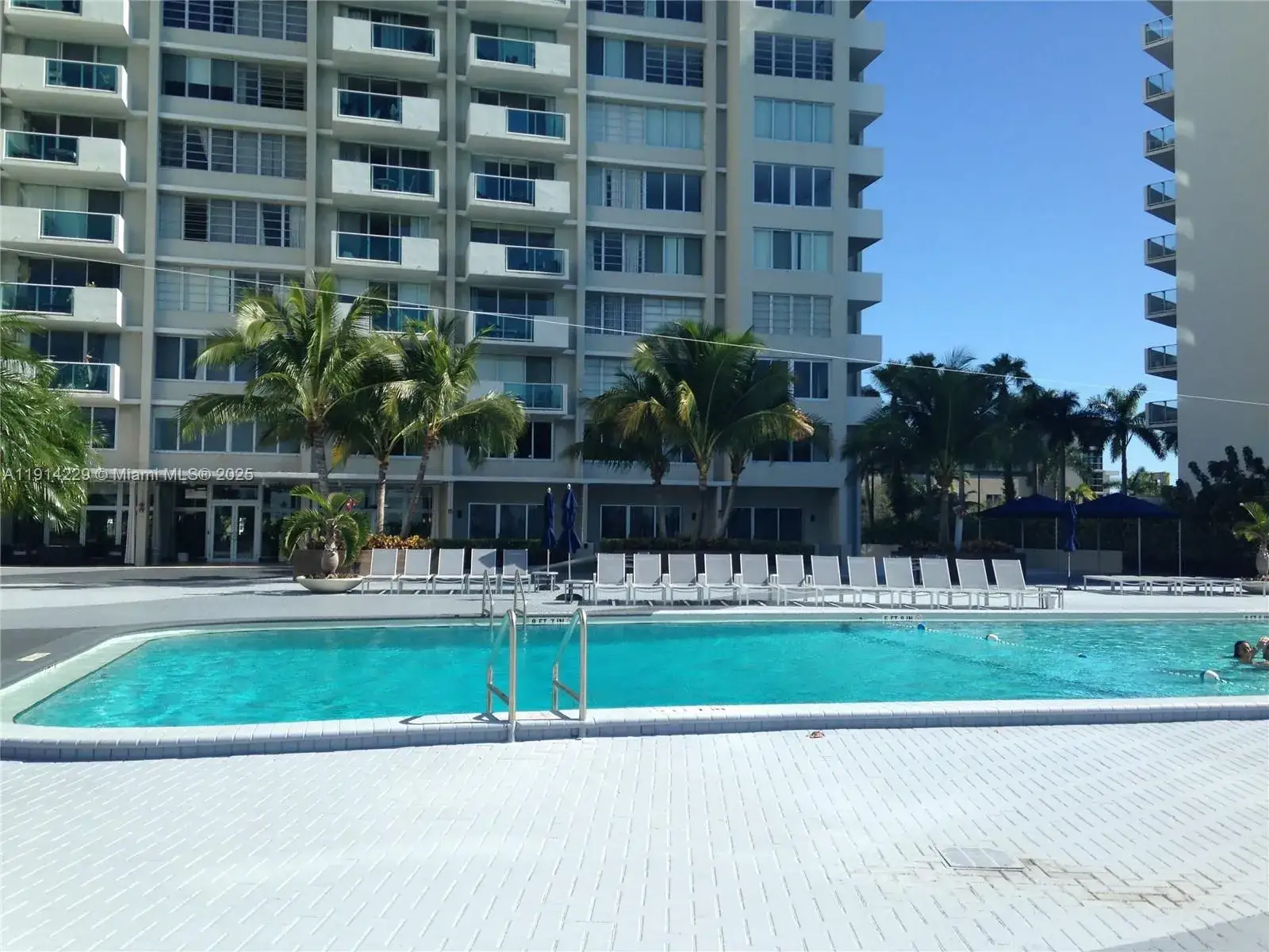 Commercial Sale for sale at 1200 West Ave # 6, Miami Beach FL 33139