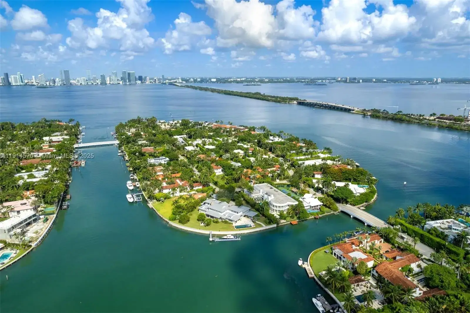 3 bedroom 4 bath Residential for sale at 2815 Regatta Ave, Miami Beach FL 33140