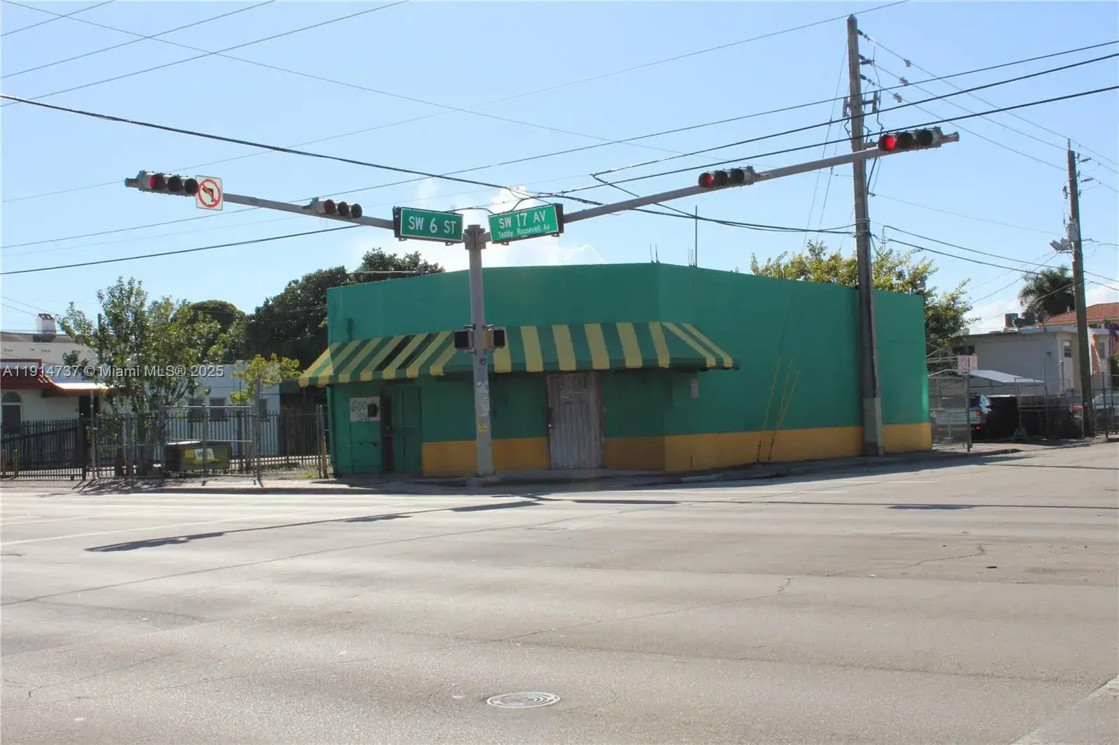 Commercial Sale for sale at 600 SW 17th Ave, Miami FL 33135