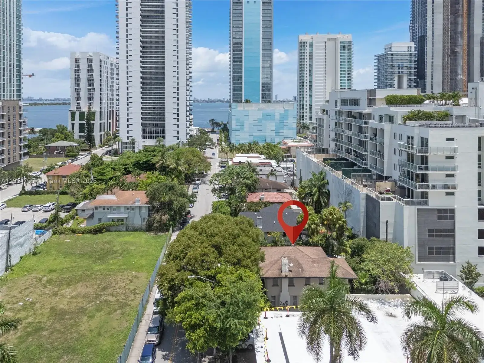 4 bedroom 3 bath Residential for sale at 314 NE 26th Ter, Miami FL 33137