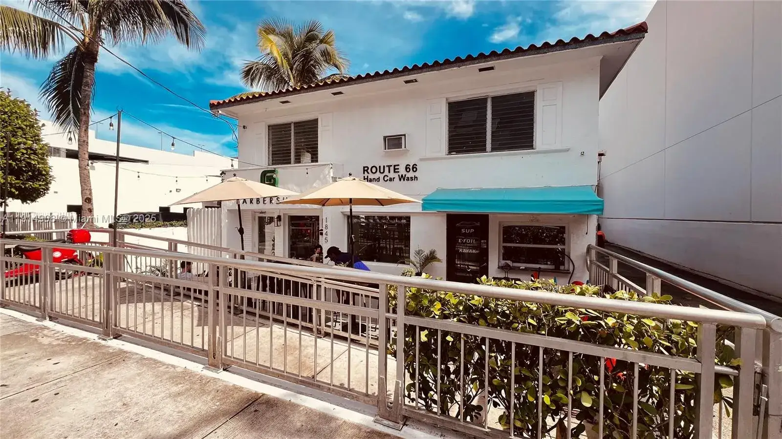 2 bedroom 1 bath Residential Lease for rent at 1845 Bay Rd # U, Miami Beach FL 33139