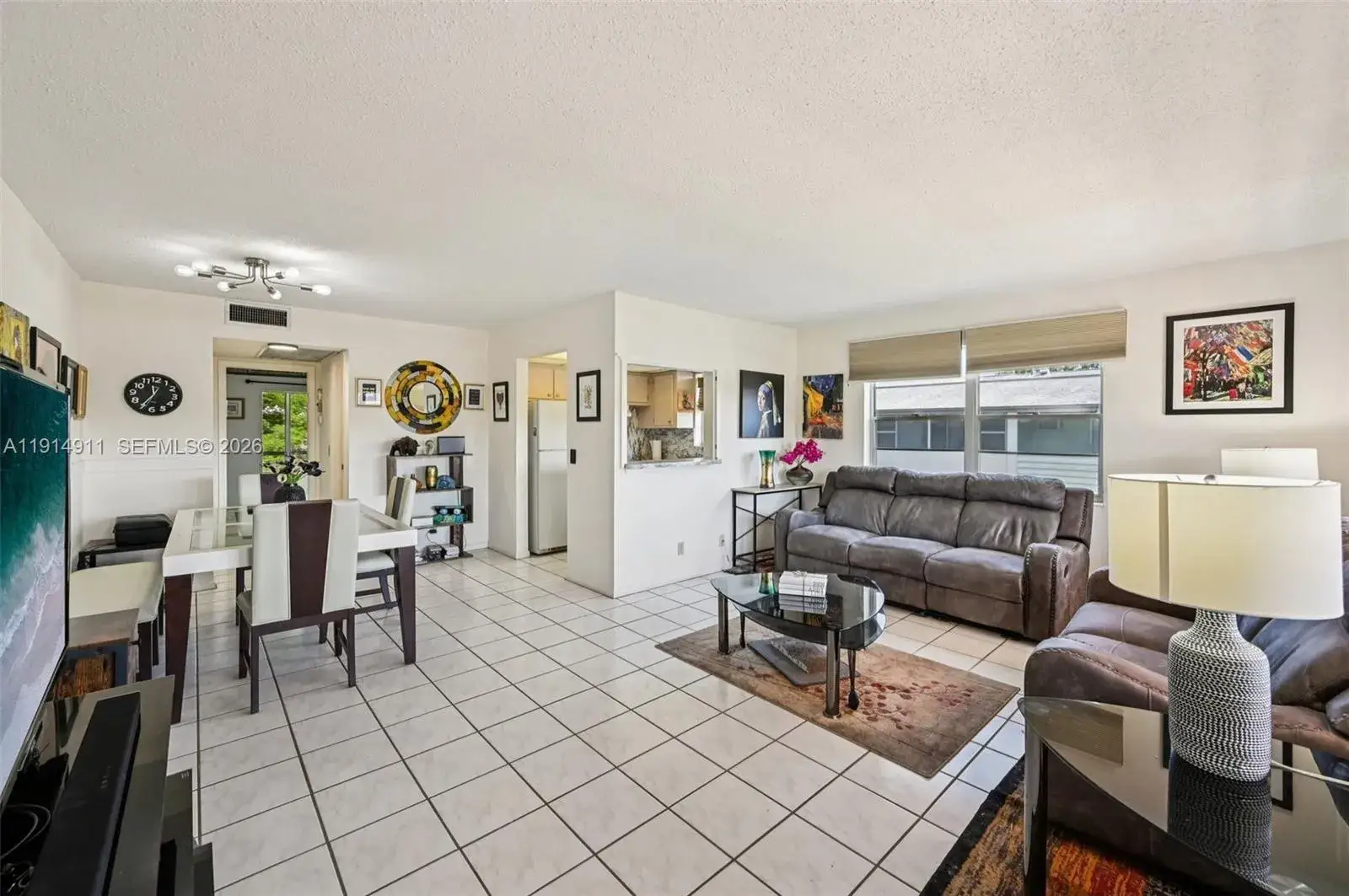1 bedroom 1 bath Residential for sale at 126 Canterbury  E # 126, West Palm Beach FL 33417