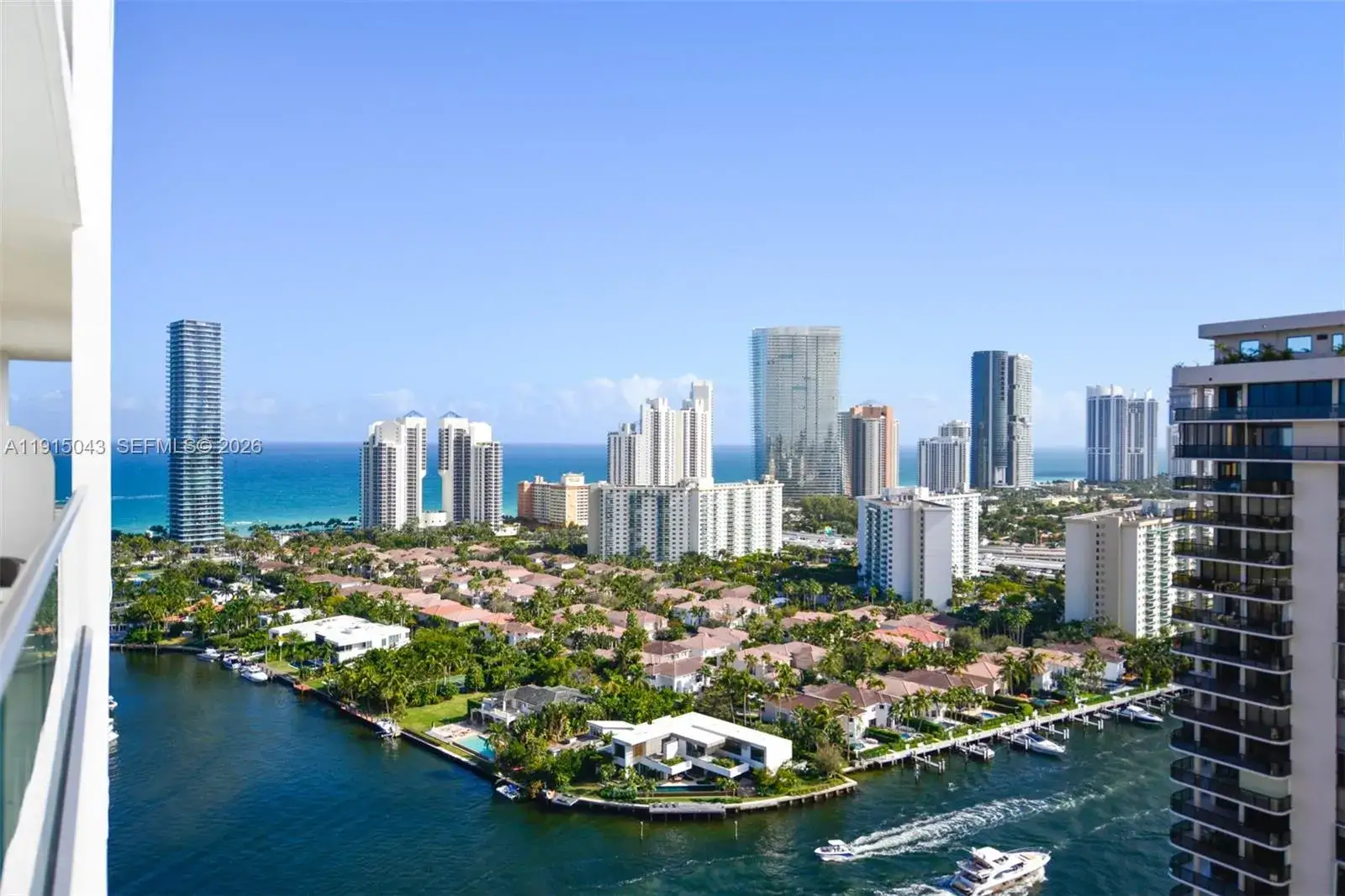 2 bedroom 2 bath Residential for sale at 19707 W Turnberry Way # 26D, Aventura FL 33180