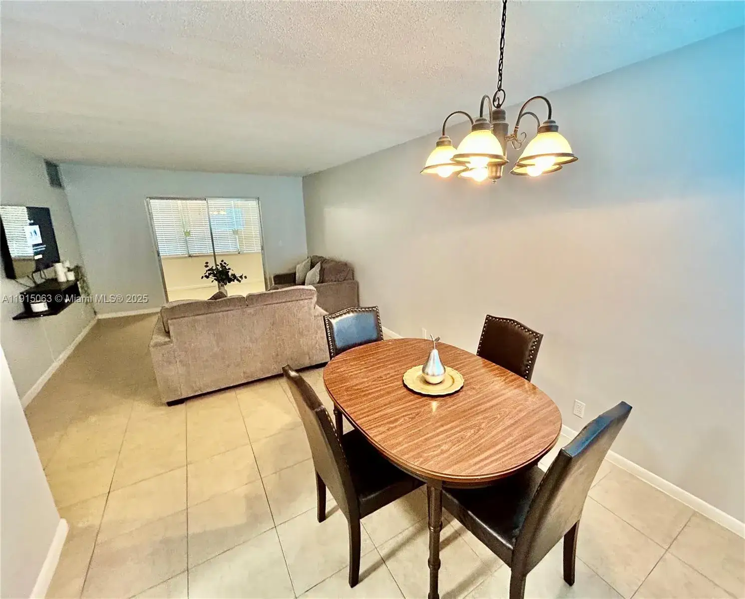 1 bedroom 1 bath Residential for sale at 2213 NE 1st Ct # 203, Boynton Beach FL 33435