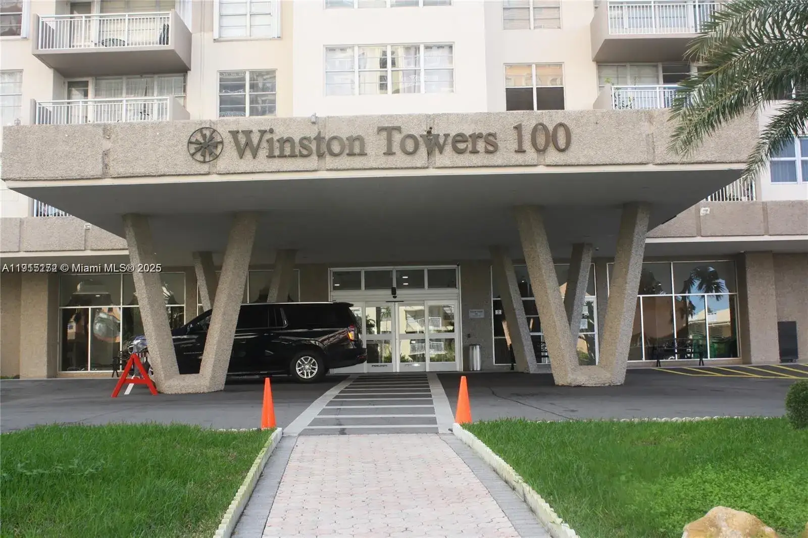 2 bedroom 2 bath Residential for sale at 250 174th St # 1809, Sunny Isles Beach FL 33160