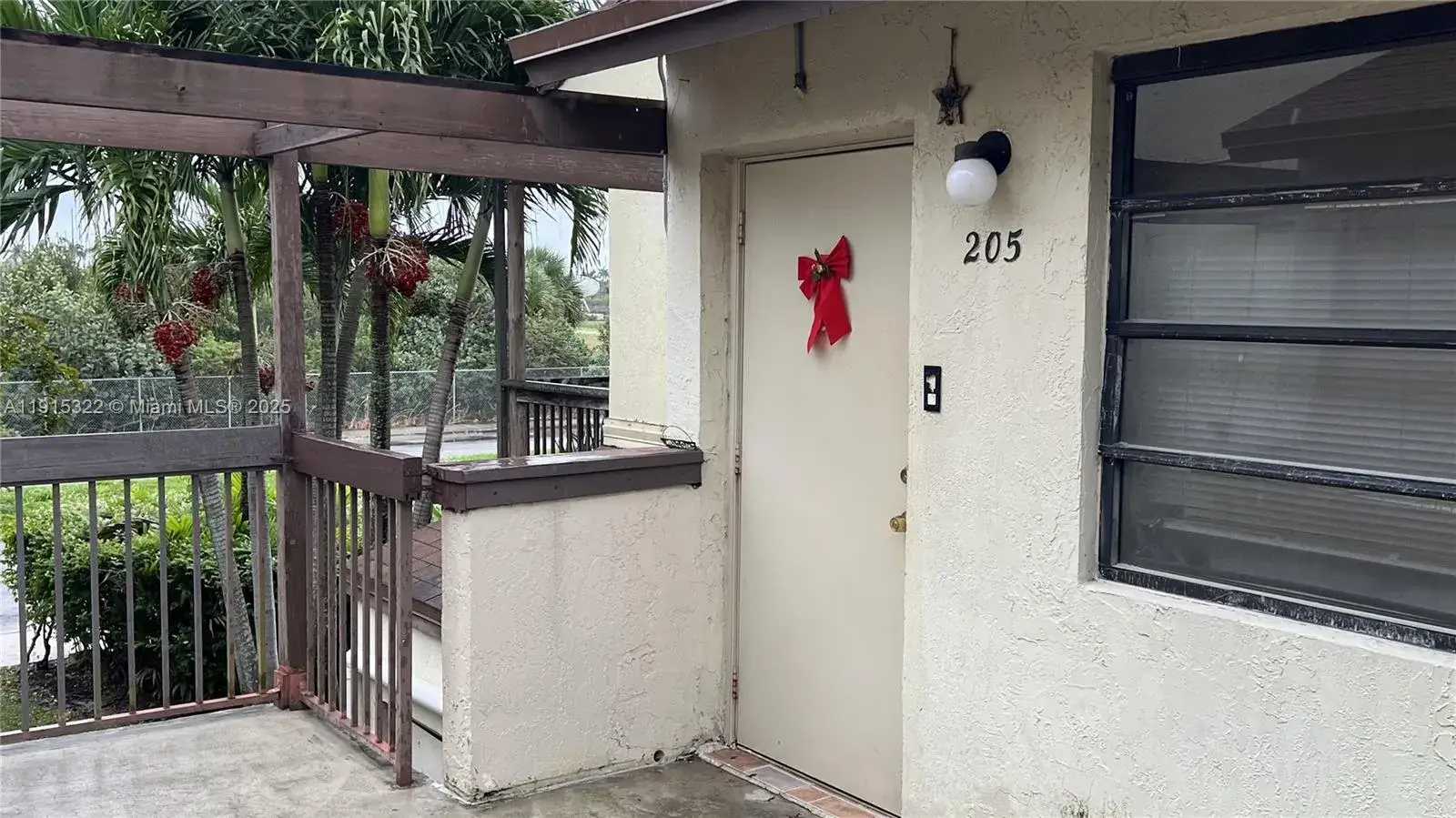 2 bedroom 2 bath Residential for sale at 455 NW 210th St # 205, Miami Gardens FL 33169