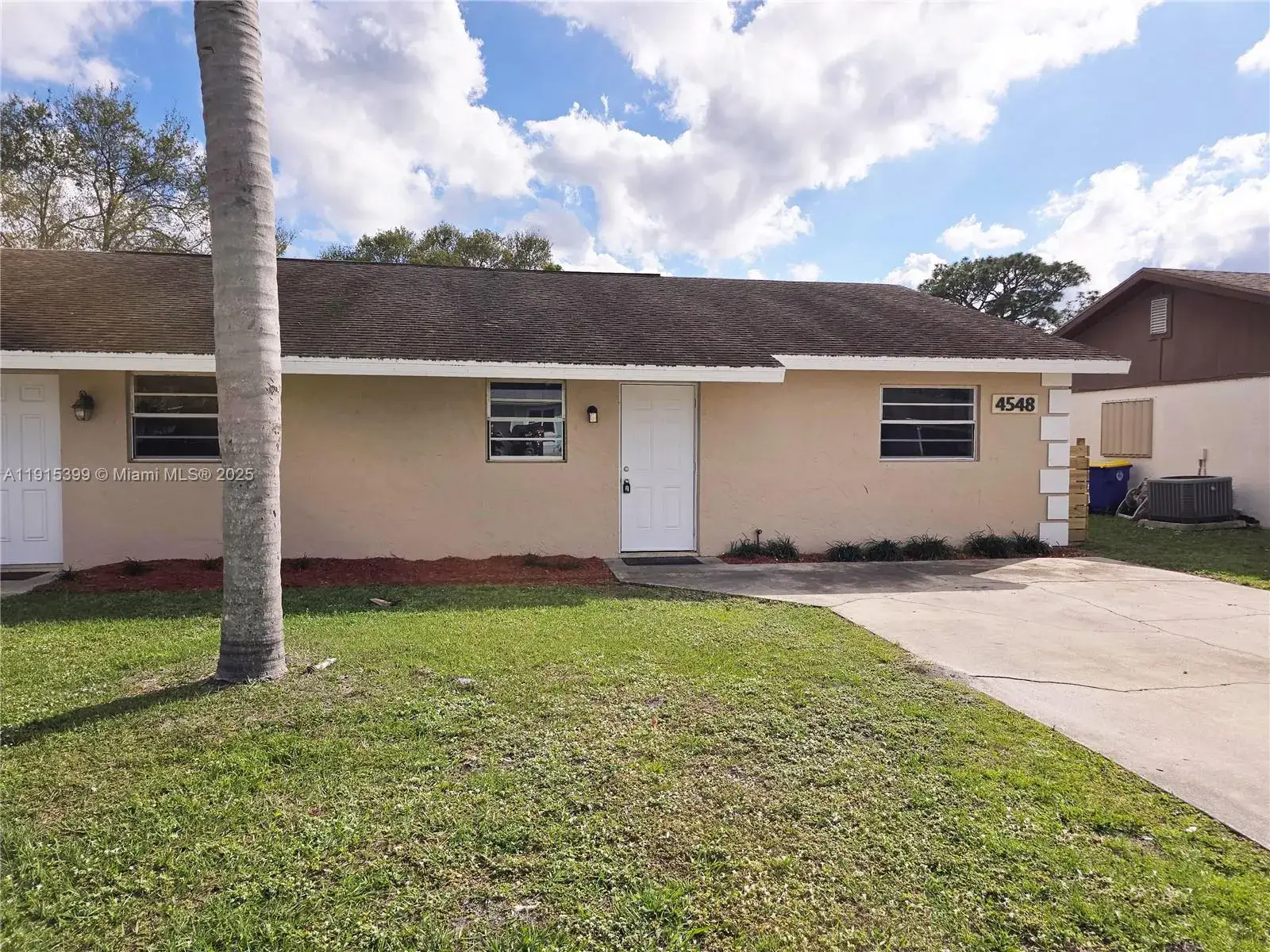 3 bedroom 1 bath Residential for sale at 4548 SE Salvatori Rd, Stuart FL 34997