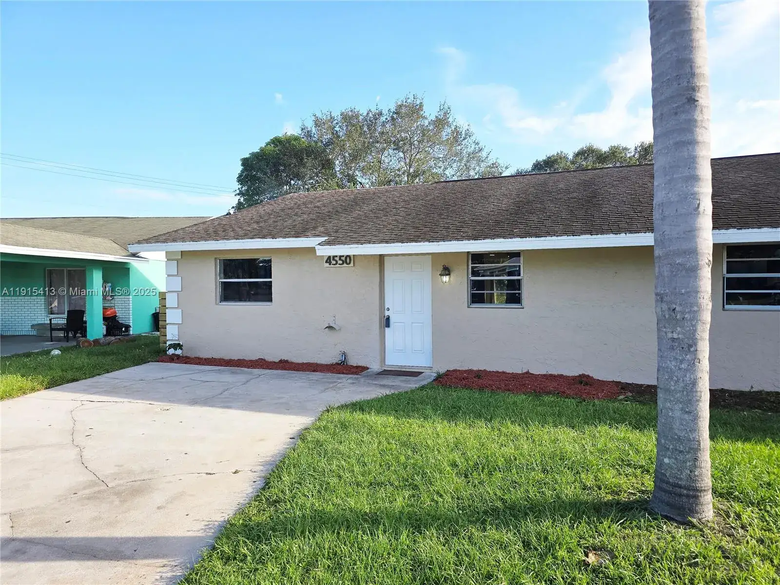 3 bedroom 1 bath Residential for sale at 4550 SE Salvatori Rd, Stuart FL 34997