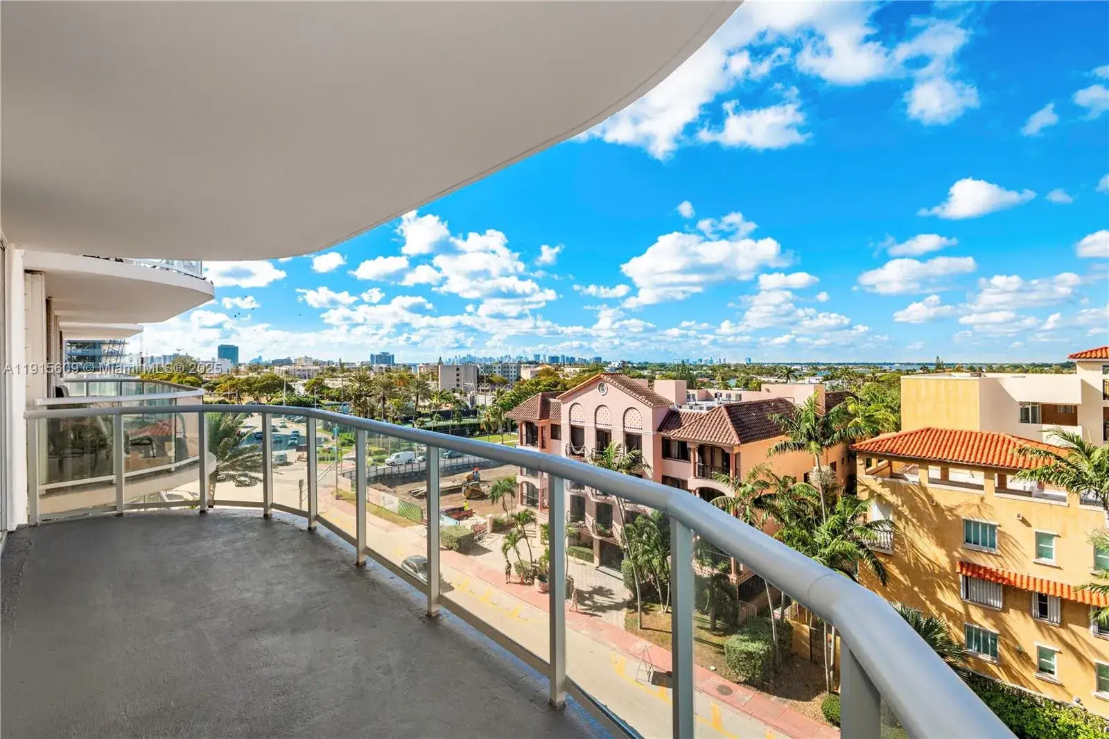 1 bedroom 1 bath Residential for sale at 8855 Collins Ave # 6E, Surfside FL 33154