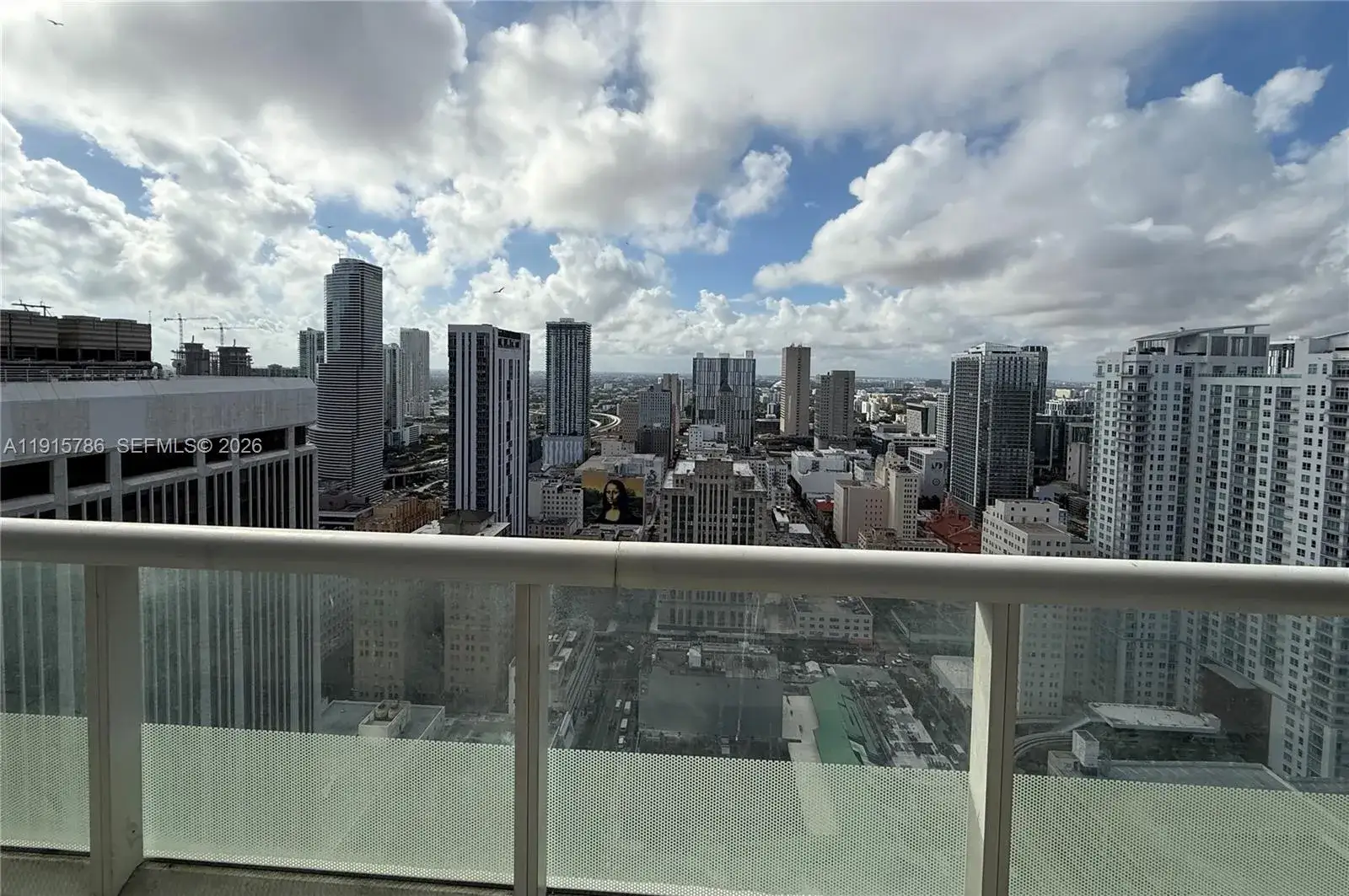 2 bedroom 2 bath Residential Lease for rent at 50 Biscayne Blvd # 3911, Miami FL 33132
