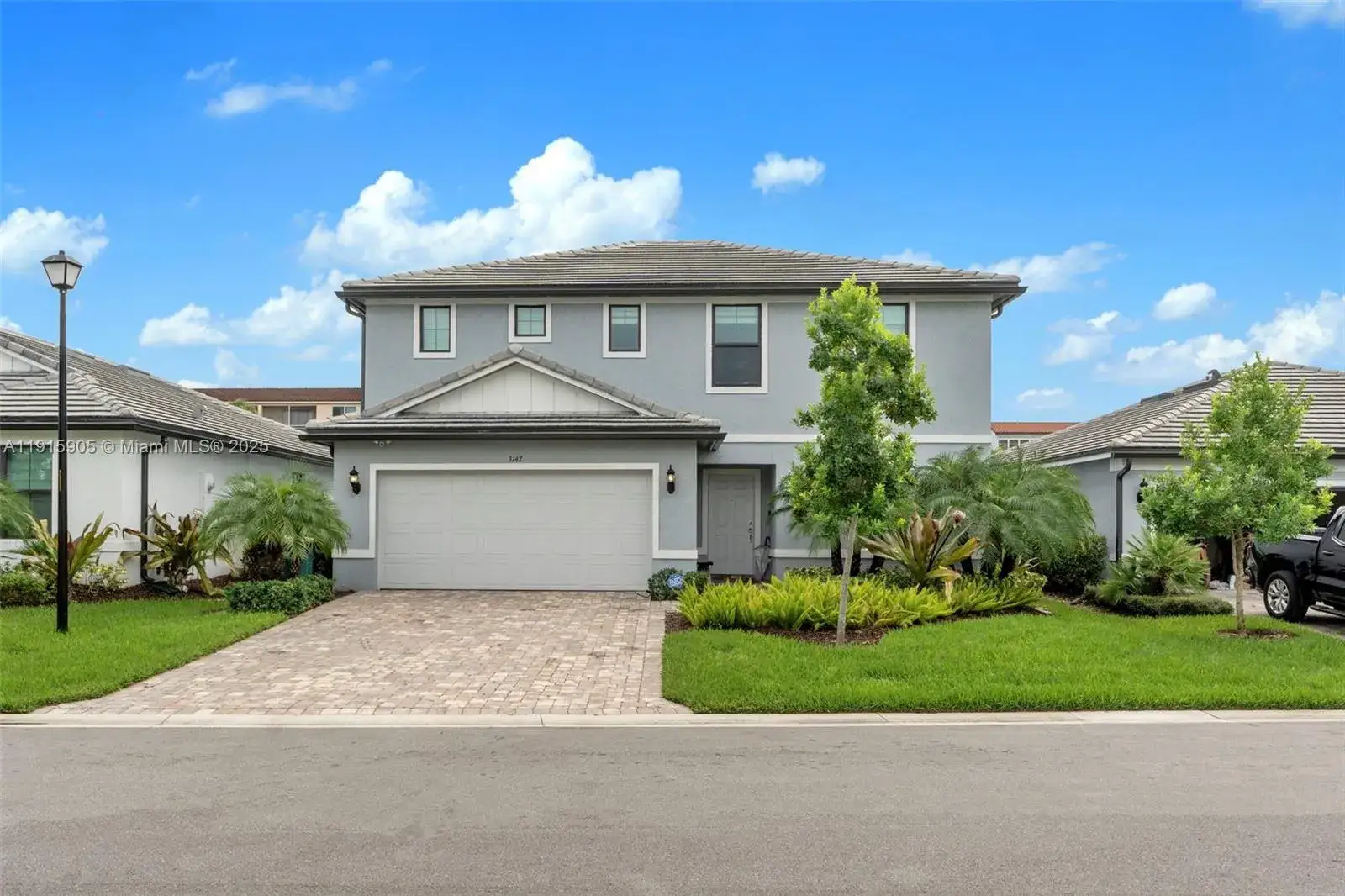 4 bedroom 2 bath Residential for sale at 3142 Poinciana St, Lauderdale Lakes FL 33311