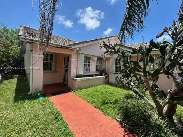 4 bedroom 2 bath Residential for sale at 20739 SW 86th Ct, Cutler Bay FL 33189