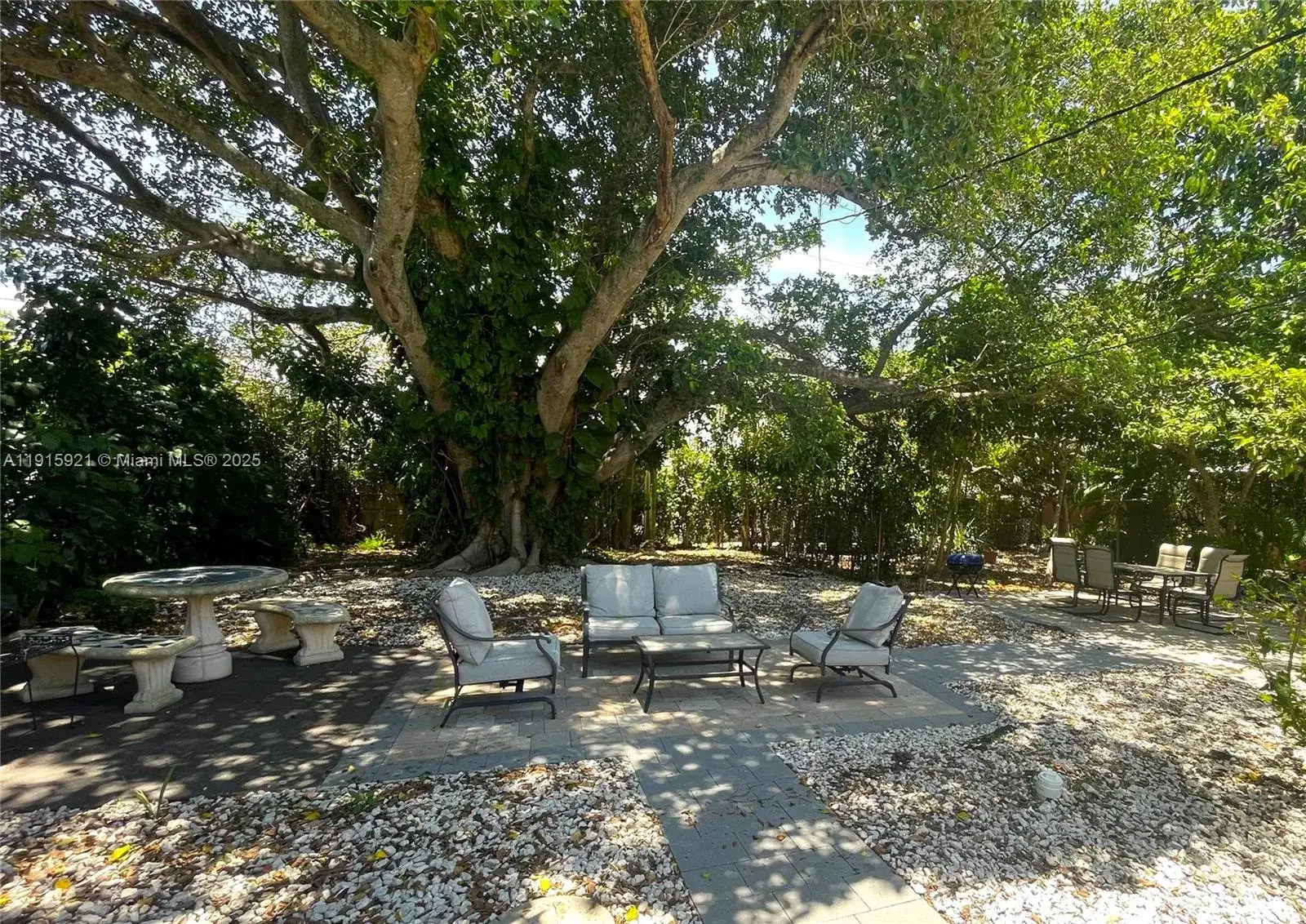 2 bedroom 1 bath Residential Lease for rent at 1211 NE 15th Ave # 1, Fort Lauderdale FL 33304