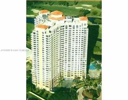 1 bedroom 1 bath Residential Lease for rent at 19501 W Country Club Dr # 06, Aventura FL 33180