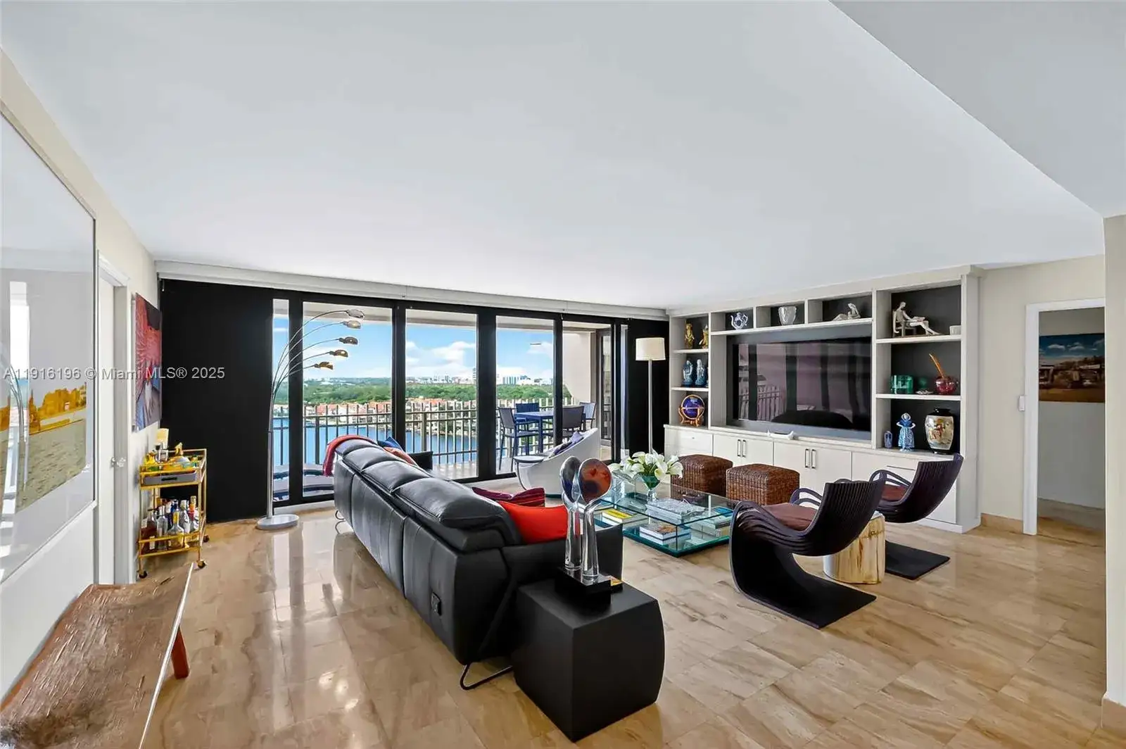 2 bedroom 2 bath Residential for sale at 2 Grove Isle Dr # B1804, Coconut Grove FL 33133