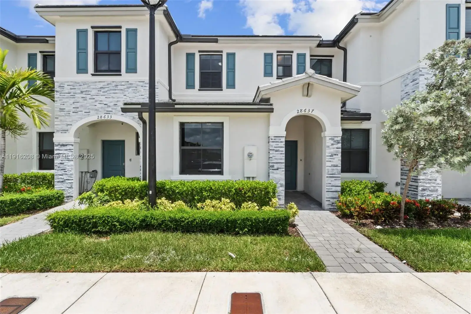 3 bedroom 3 bath Residential for sale at 28637 SW 132nd Ct, Homestead FL 33033