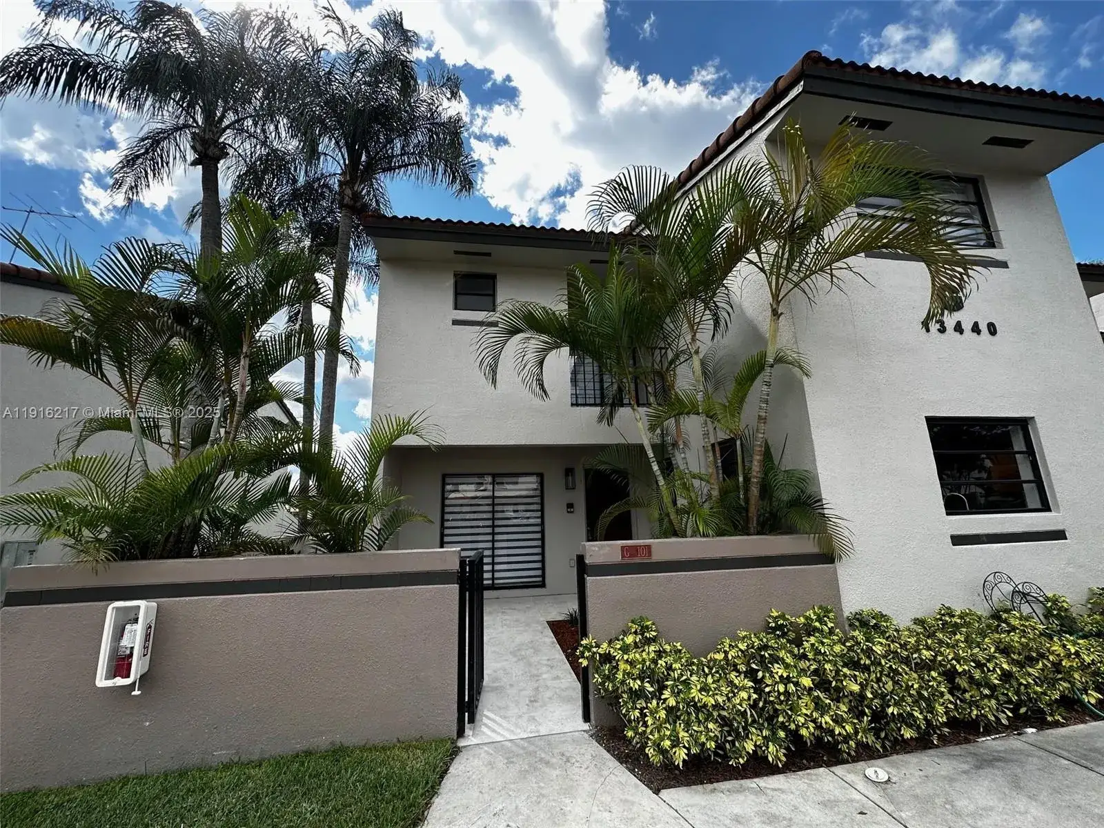 2 bedroom 2 bath Residential for sale at 13440 SW 62nd St # G101, Miami FL 33183