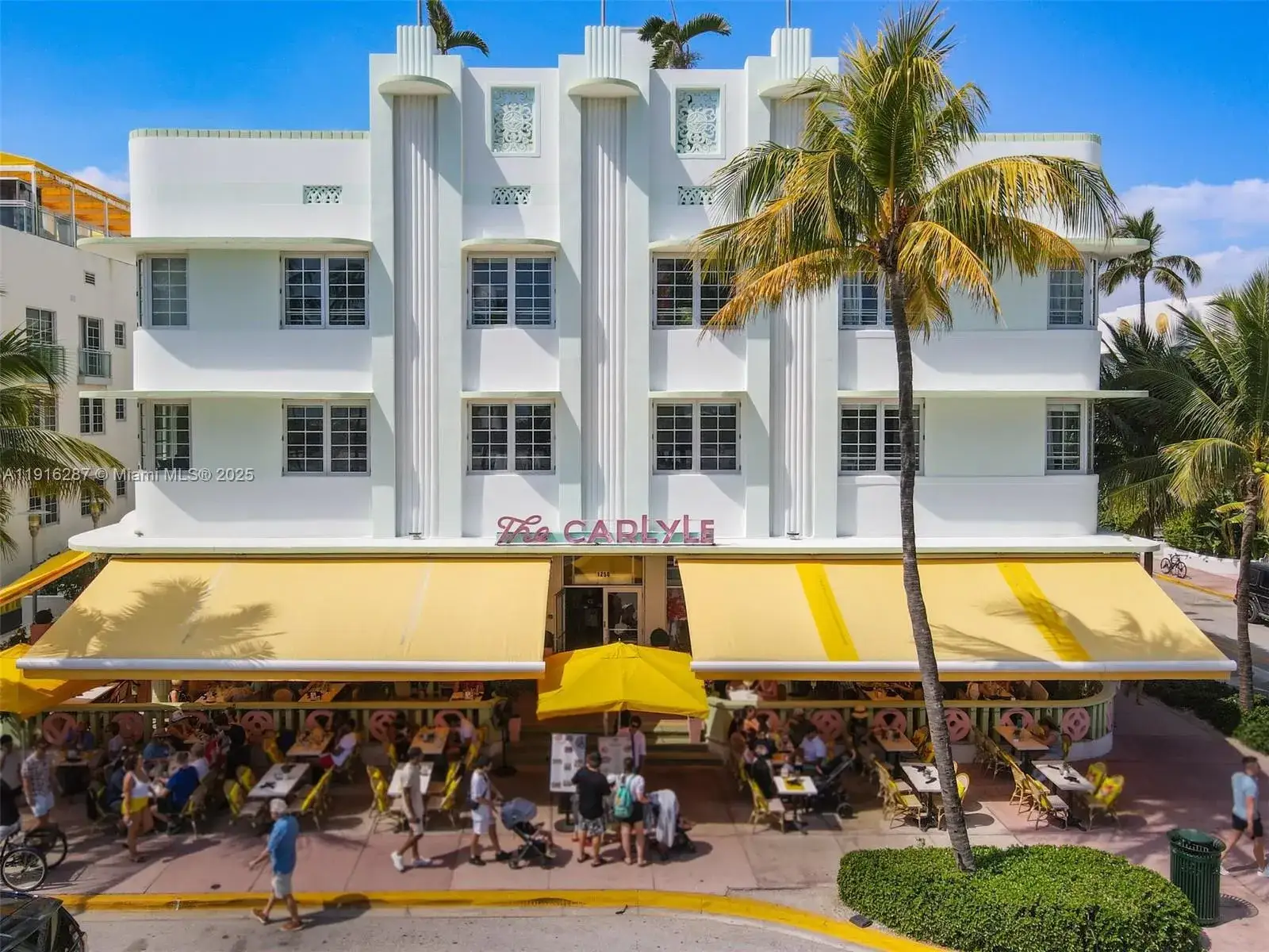 1 bedroom 1 bath Residential for sale at 1250 Ocean Dr # 4D, Miami Beach FL 33139