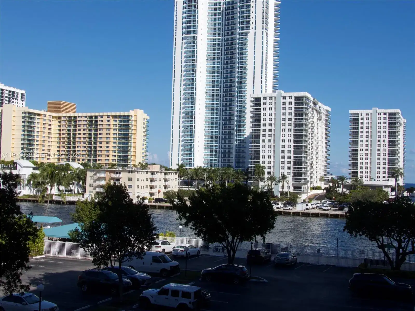 1 bedroom 1 bath Residential for sale at 800 Parkview Dr # 402, Hallandale Beach FL 33009