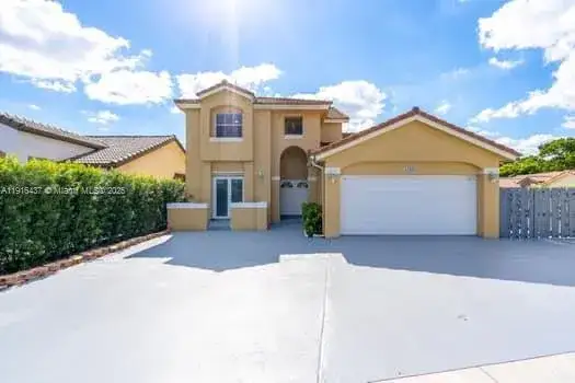 4 bedroom 3 bath Residential Lease for rent at 14358 SW 90th St # 0, Miami FL 33186