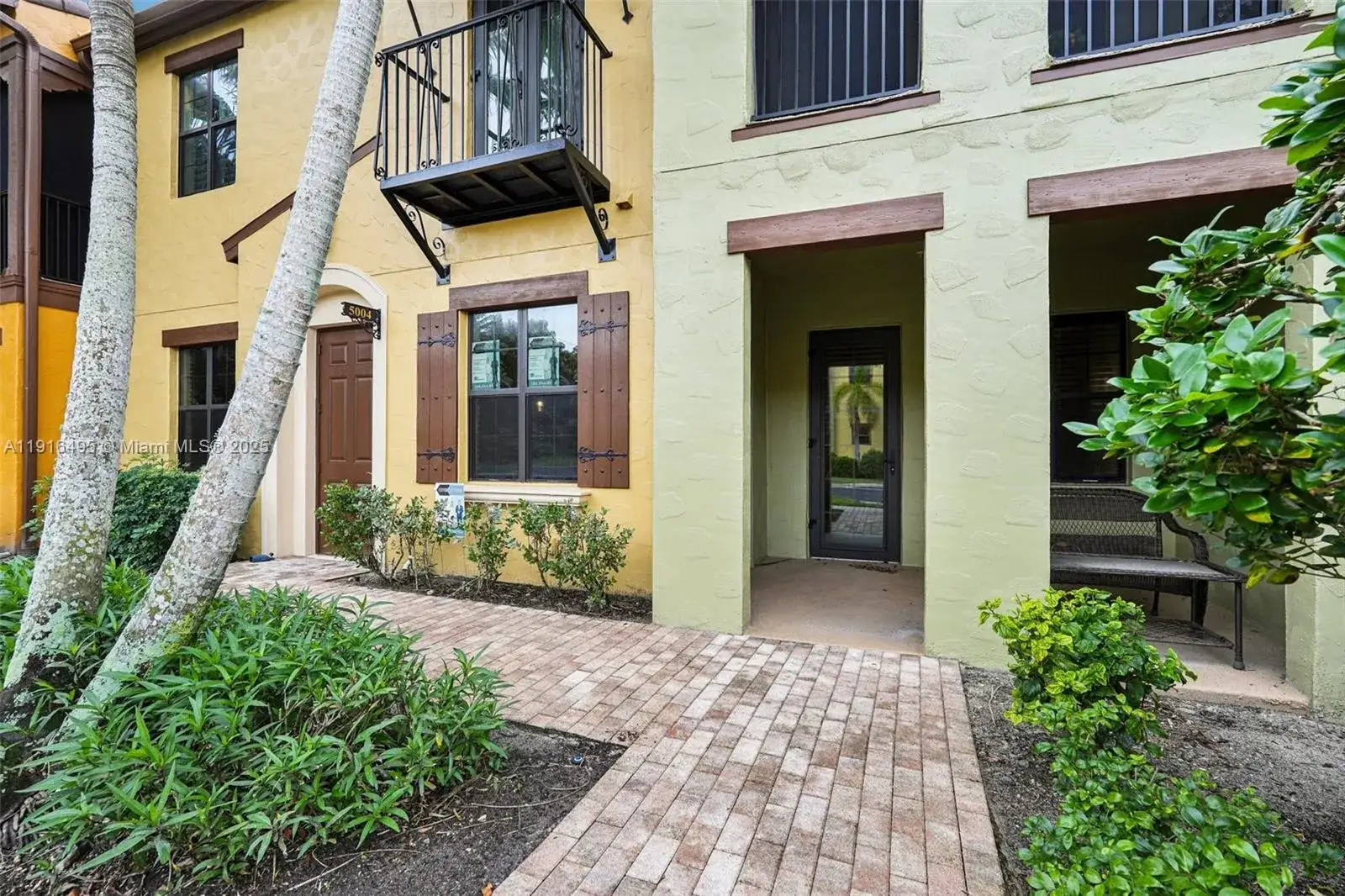 2 bedroom 2 bath Residential for sale at 9064 Capistrano St N # 5004, Naples FL 34113