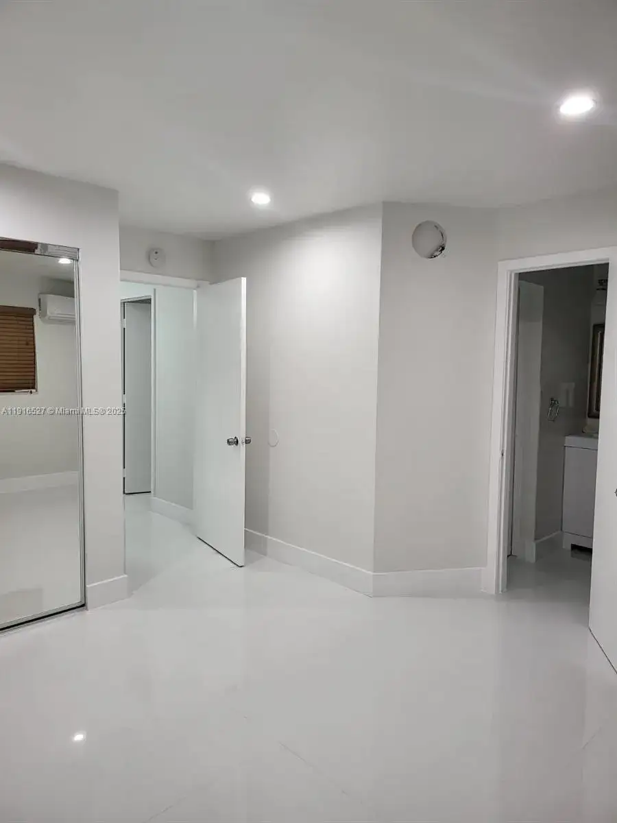 1 bedroom 1 bath Residential for sale at 9375 SW 40th Ter # 203, Miami FL 33165