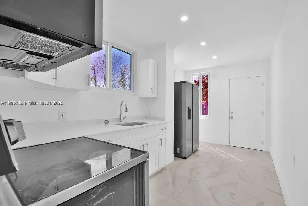 3 bedroom 1 bath Residential Lease for rent at 3025 NW 8th Ave # 2, Miami FL 33127