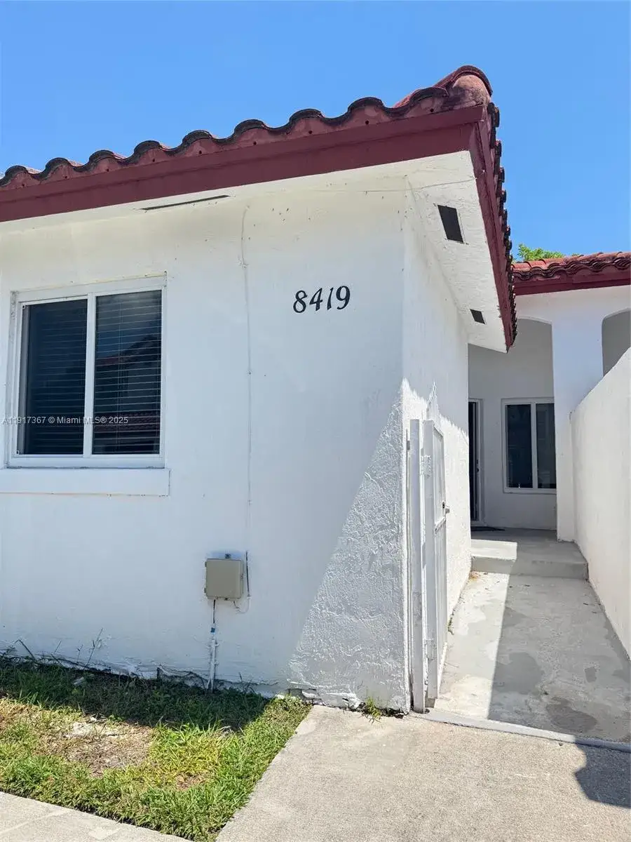 4 bedroom 2 bath Residential for sale at 8419 SW 209th St, Cutler Bay FL 33189