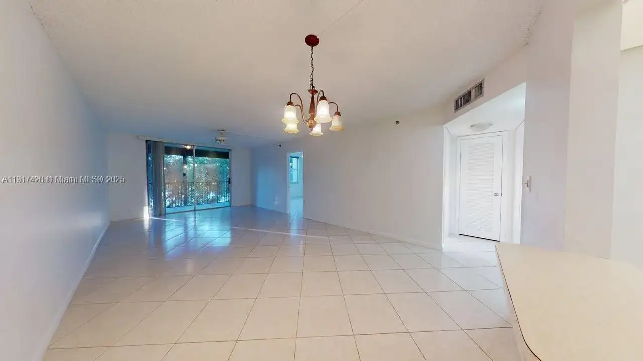 2 bedroom 2 bath Residential Lease for rent at 3300 W Rolling Hills Cir # 302, Davie FL 33328