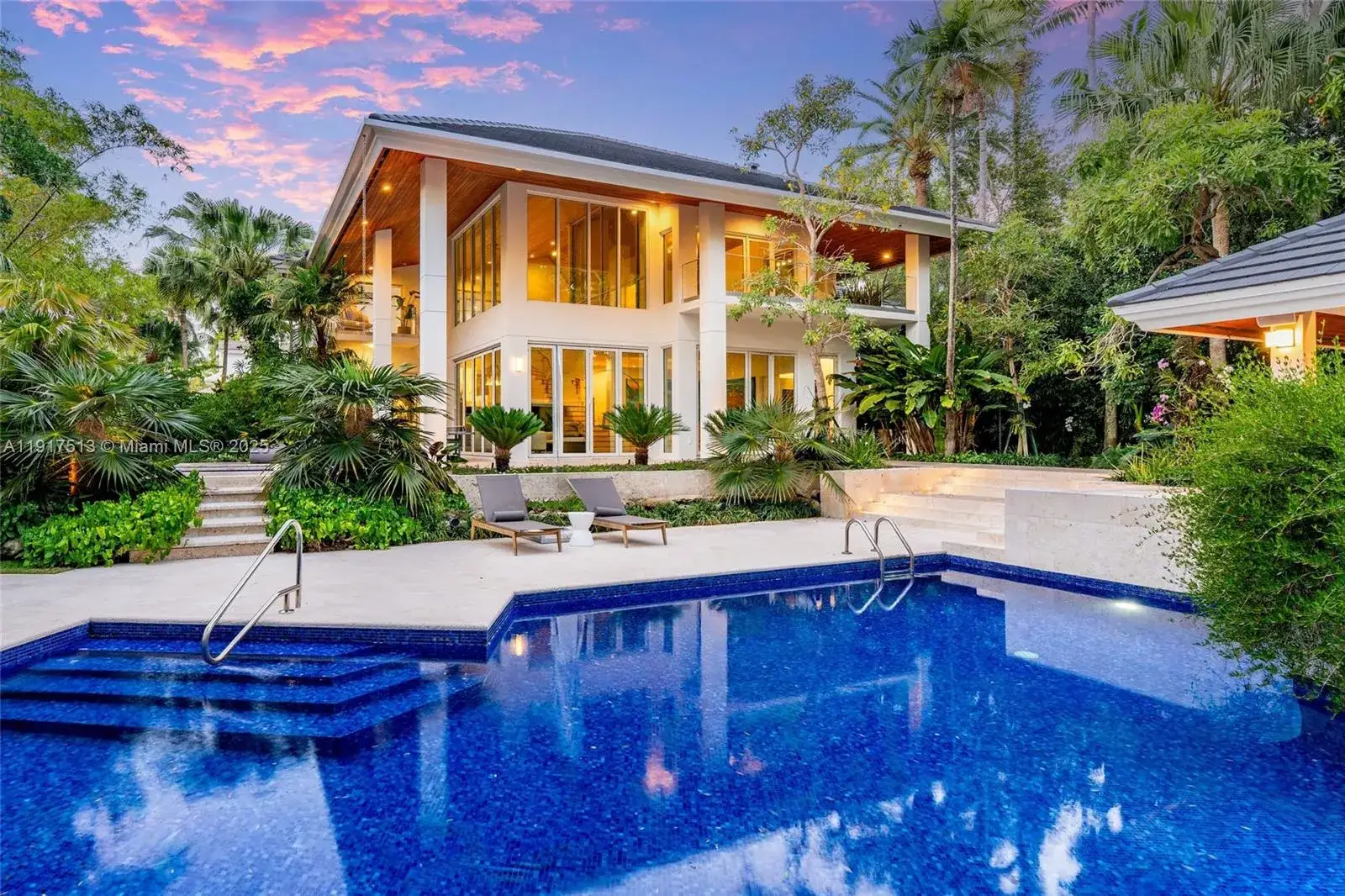 6 bedroom 6 bath Residential for sale at 7150 W Lago Dr, Coral Gables FL 33143