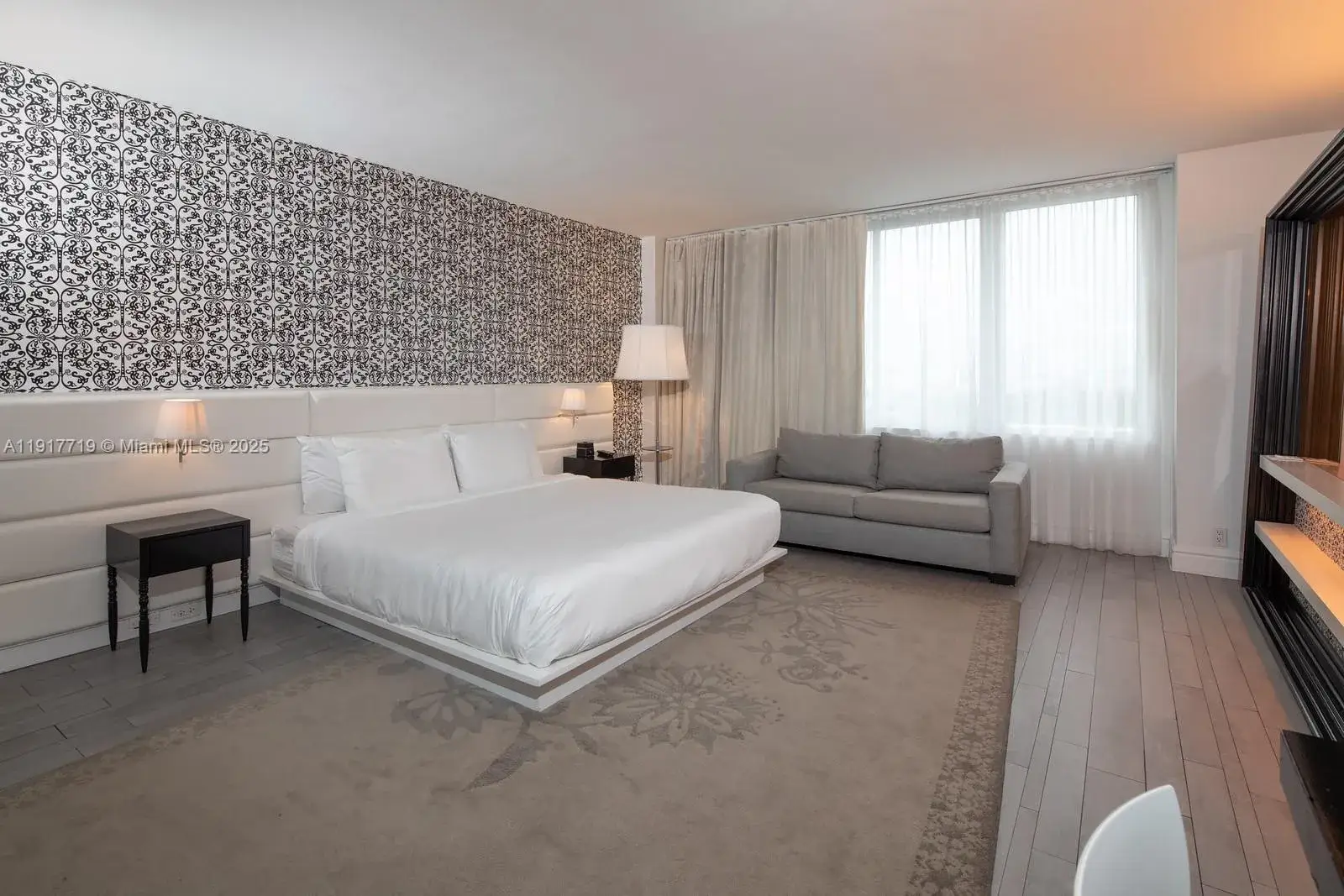 1 bath Residential for sale at 1100 West Ave # 1515, Miami Beach FL 33139