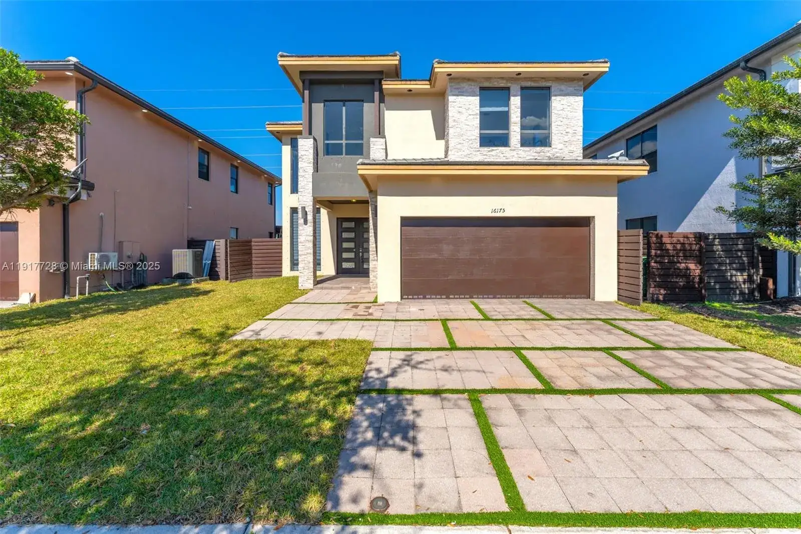 4 bedroom 3 bath Residential Lease for rent at 16175 SW 136th Ter, Miami FL 33196