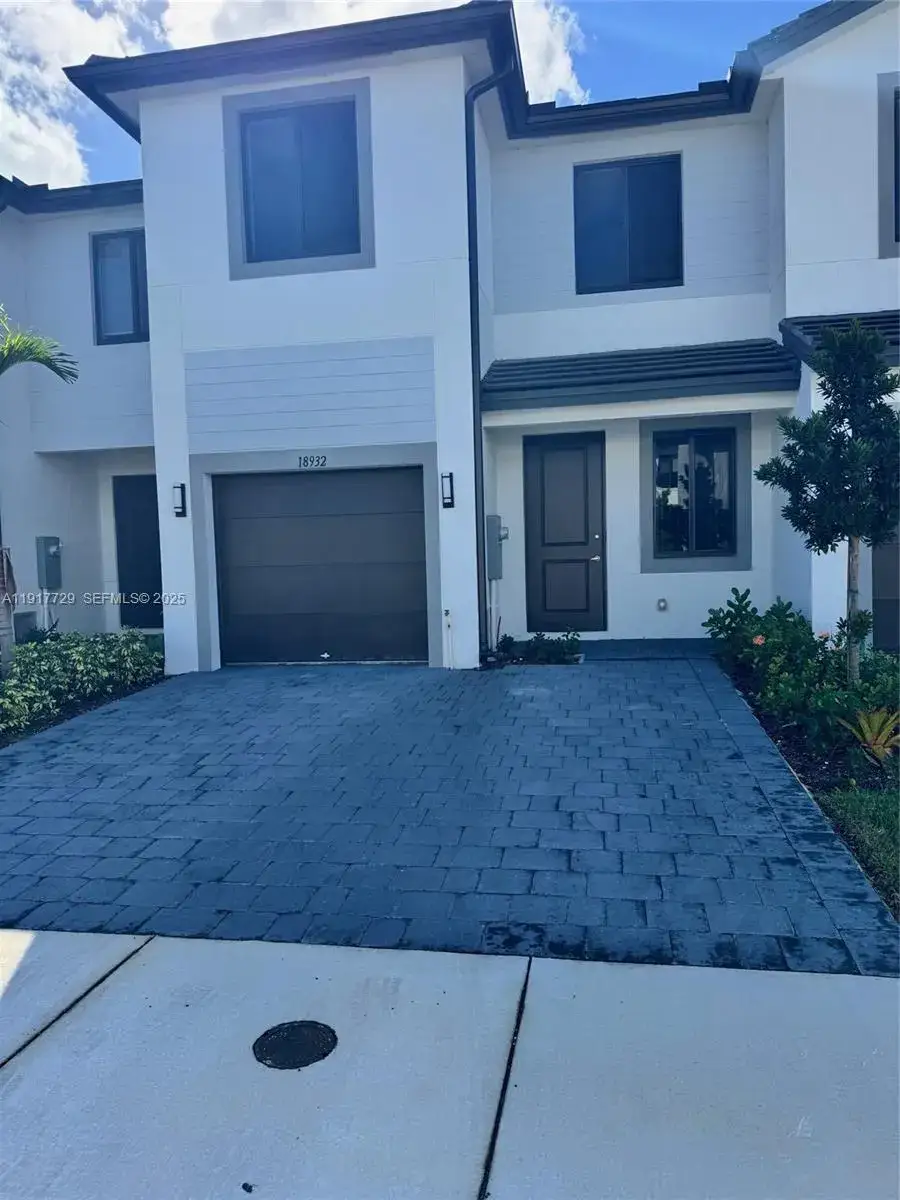 4 bedroom 2 bath Residential Lease for rent at 18948 SW 344th Ter # 18948, Homestead FL 33034