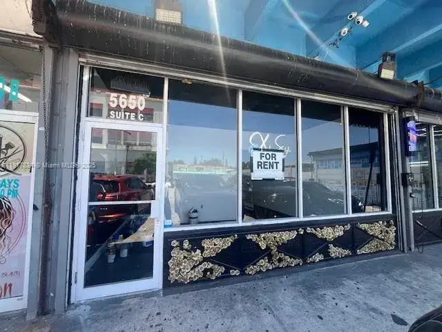 Commercial Sale for sale at 5650 NE 2nd Ave # C, Miami FL 33137