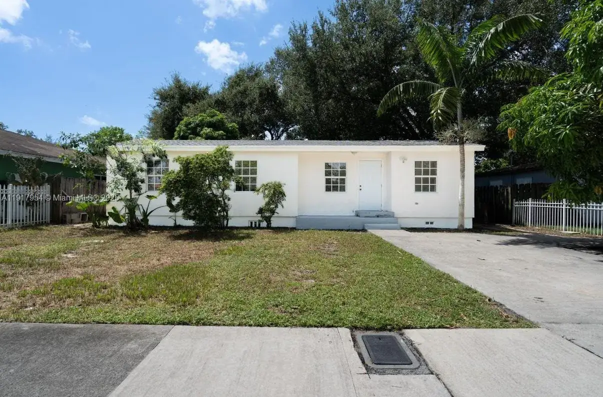 3 bedroom 2 bath Residential for sale at 2250 NW 154th St, Miami Gardens FL 33054