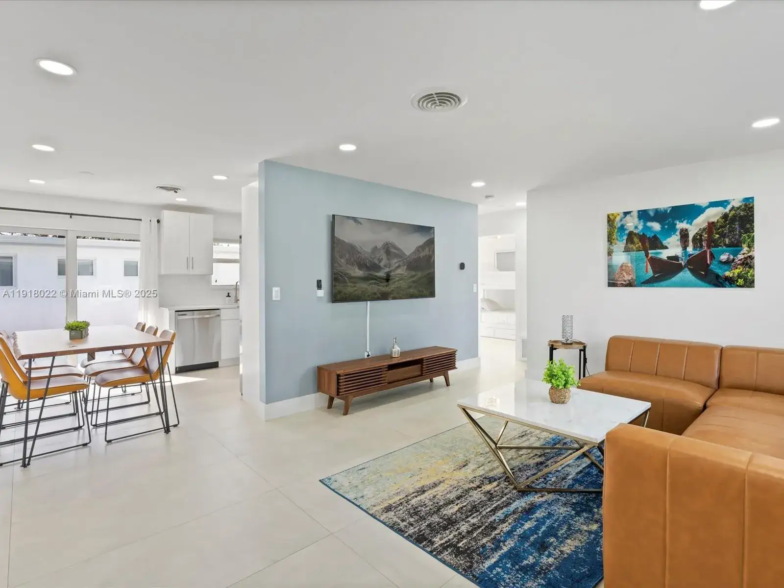 5 bedroom 3 bath Residential for sale at 6340 Coolidge St, Hollywood FL 33024
