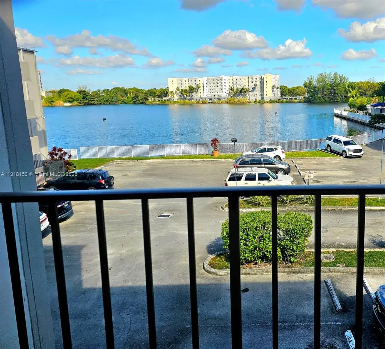 2 bedroom 2 bath Residential for sale at 5501 NW 7th St # E302, Miami FL 33126