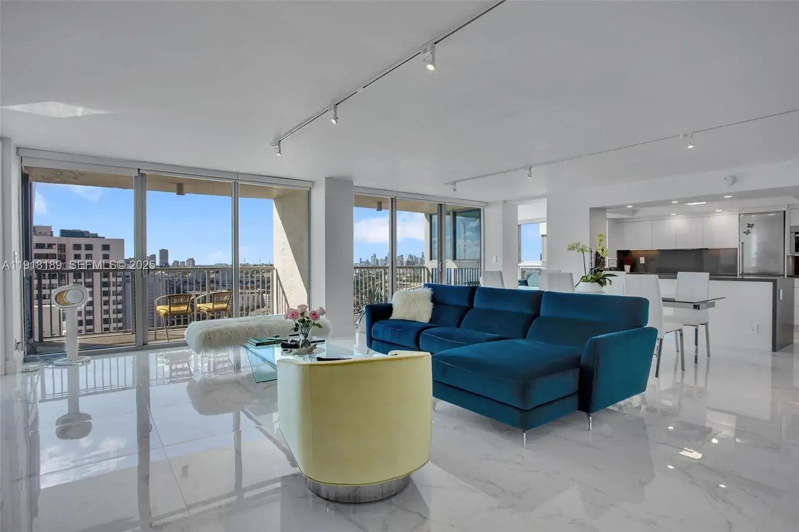 3 bedroom 2 bath Residential for sale at 2655 Collins Ave, Miami Beach FL 33140