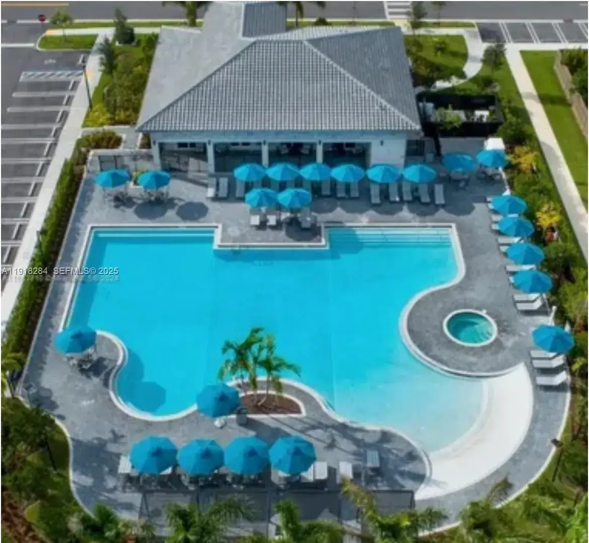 3 bedroom 2 bath Residential Lease for rent at 2624 SE 11th Ct # 2624, Homestead FL 33035