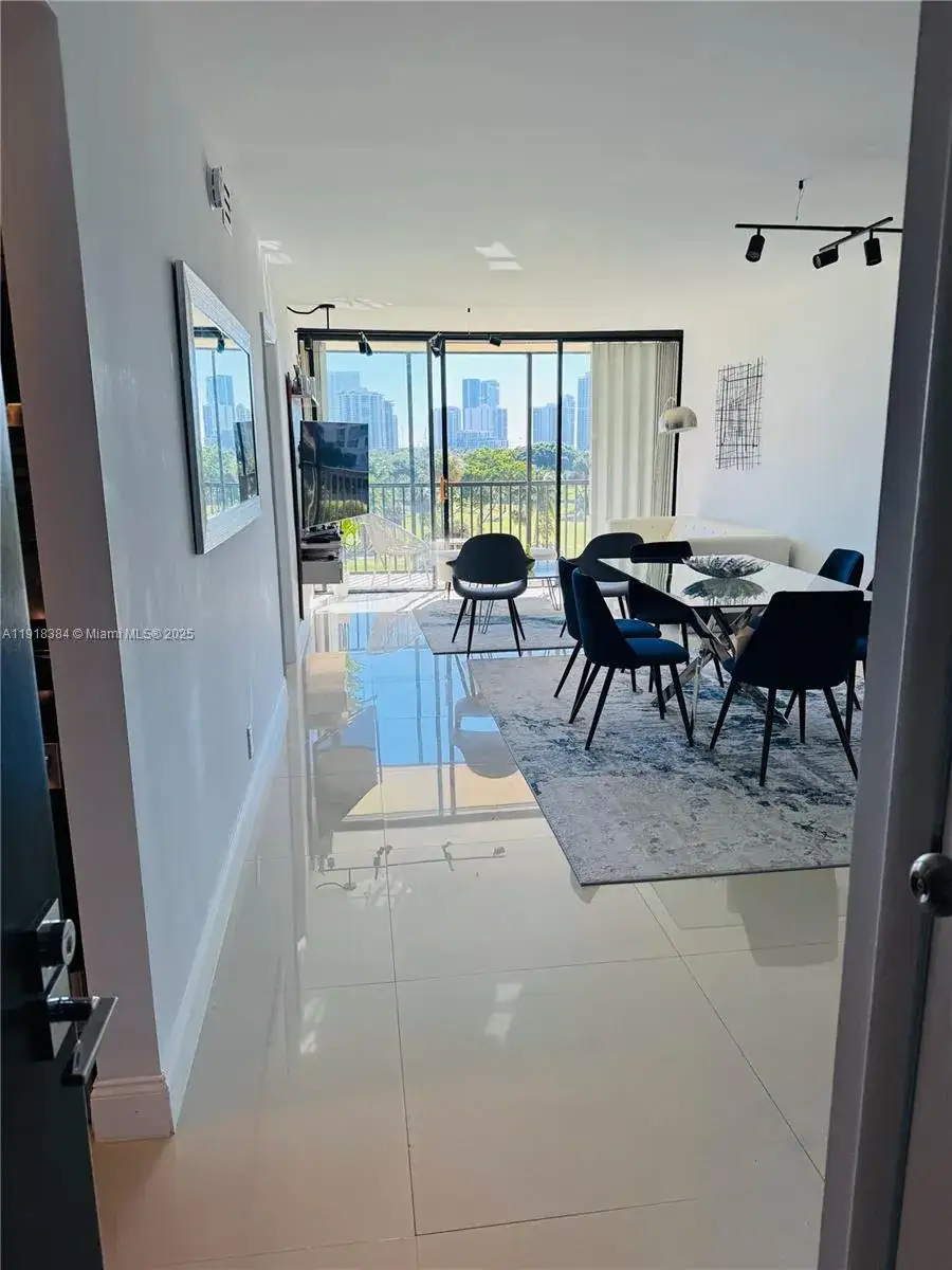 2 bedroom 2 bath Residential for sale at 20335 W Country Club Dr # 608, Aventura FL 33180