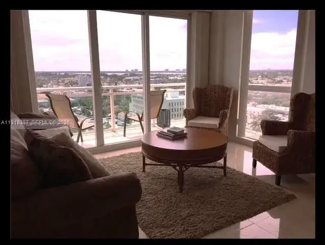 1 bedroom 1 bath Residential Lease for rent at 6917 Collins Ave, Miami Beach FL 33141
