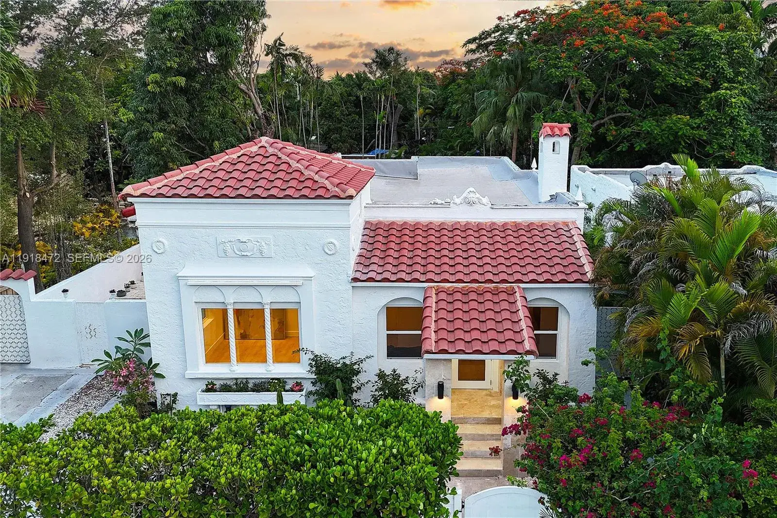 3 bedroom 3 bath Residential for sale at 3616 SW 26th St, Miami FL 33133