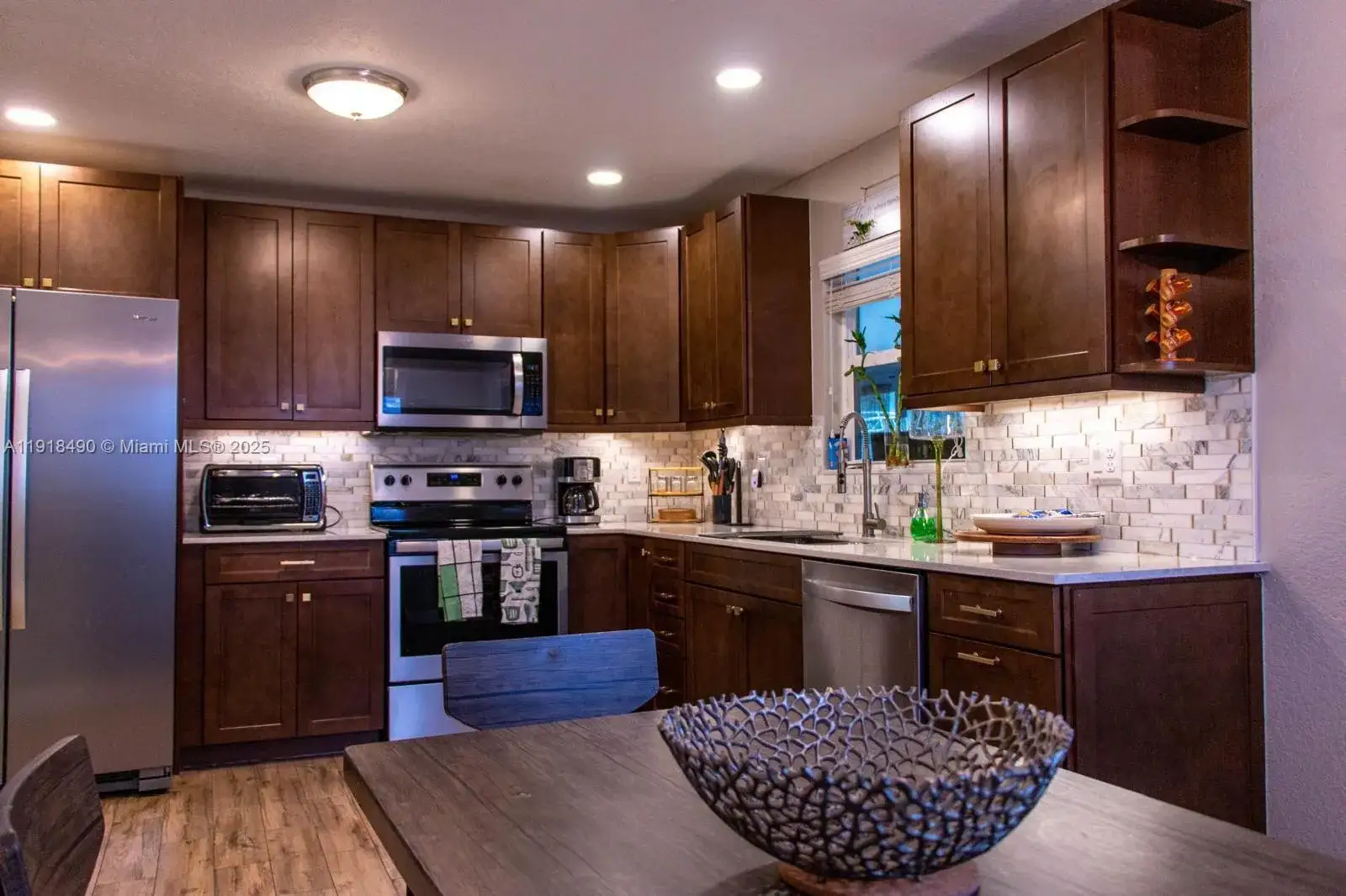 2 bedroom 1 bath Residential Lease for rent at 5289 N Andrews Ave, Fort Lauderdale FL 33309