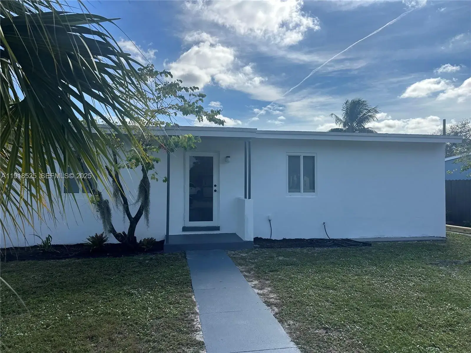 3 bedroom 2 bath Residential Lease for rent at 1308 NW 13th Ct, Fort Lauderdale FL 33311