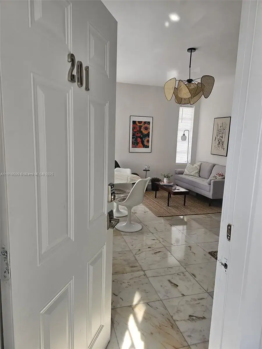2 bedroom 1 bath Residential for sale at 801 8th St # 201, Miami Beach FL 33139