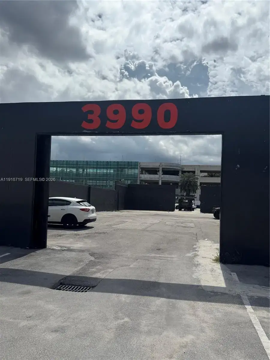 Commercial Sale for sale at 3990 NW 26th St, Miami FL 33142