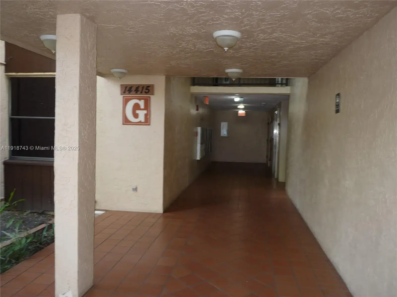 1 bedroom 1 bath Residential Lease for rent at 14415 N Kendall Dr # 311G, Miami FL 33186